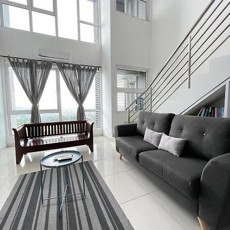 Yenni Duplex @ Decentrum, Kajang Серданґ Екстер'єр фото