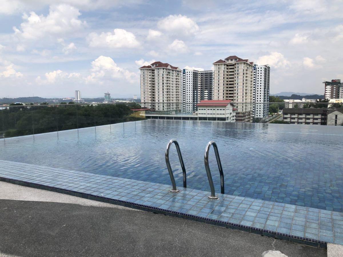 Yenni Duplex @ Decentrum, Kajang Серданґ Екстер'єр фото