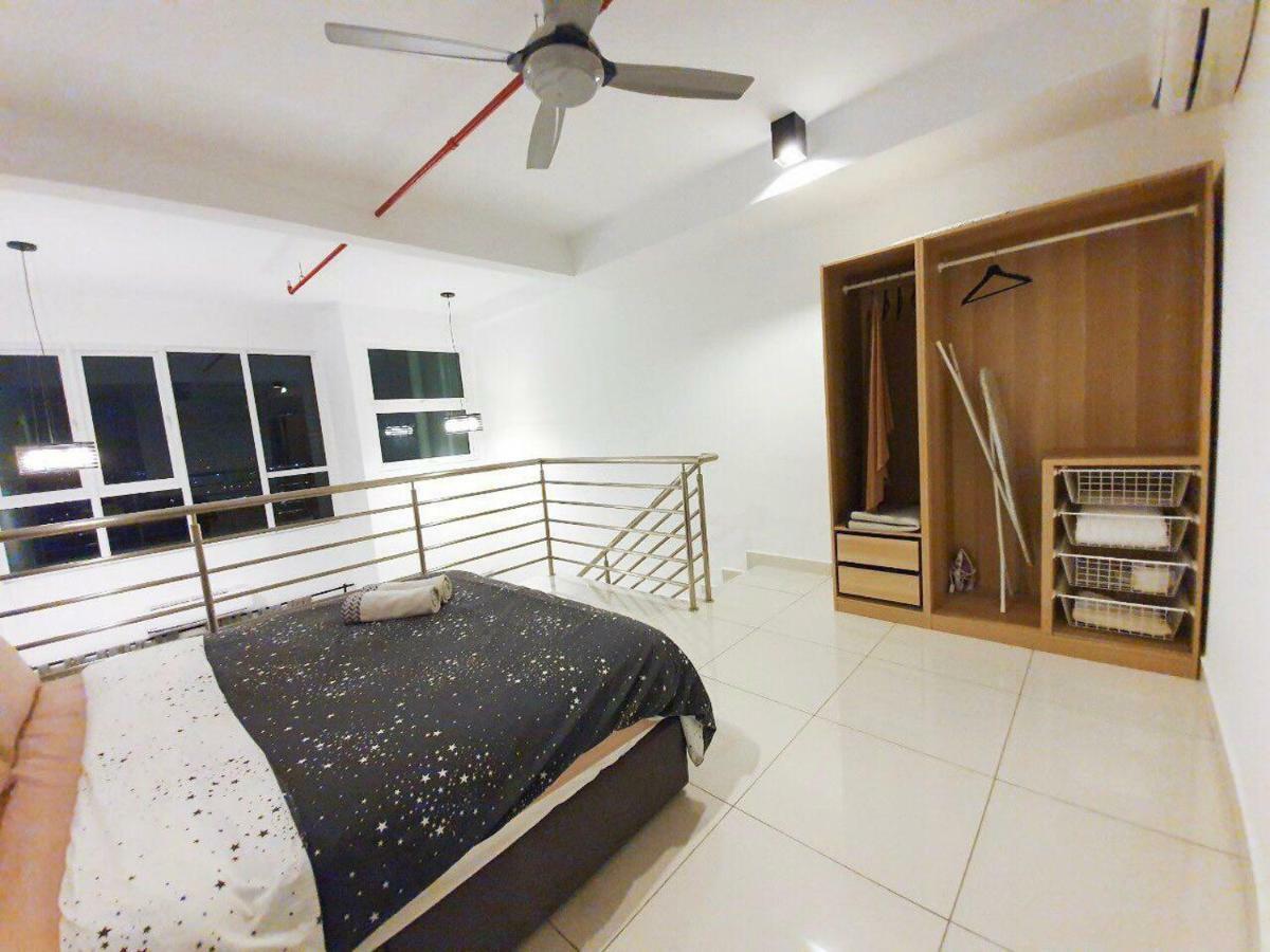 Yenni Duplex @ Decentrum, Kajang Серданґ Екстер'єр фото