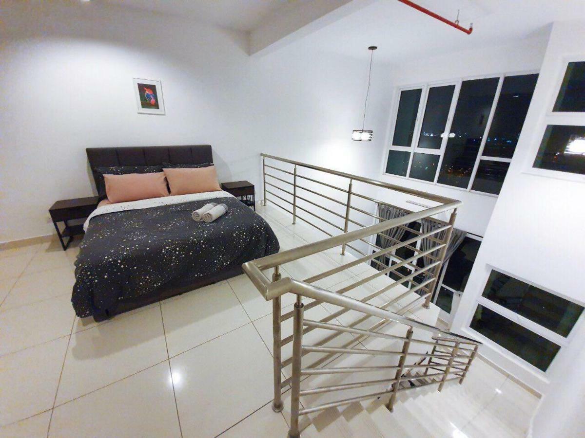 Yenni Duplex @ Decentrum, Kajang Серданґ Екстер'єр фото
